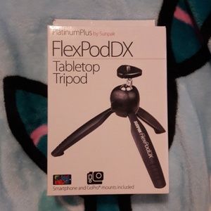 NIP TableTop Tripod Smart Phones Cameras Go Pro